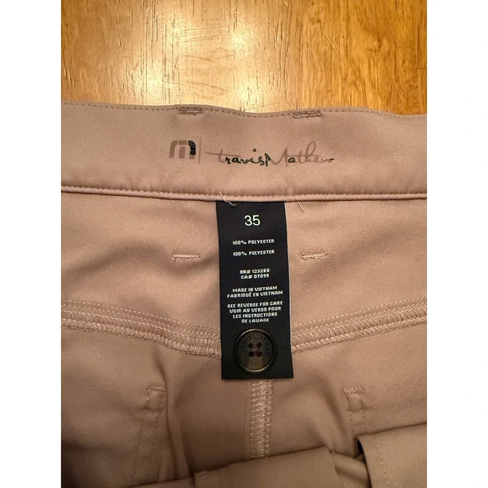 Travis Mathew Mens Golf Pants Tan Khaki 5-Pocket Polyester Trousers Size 35